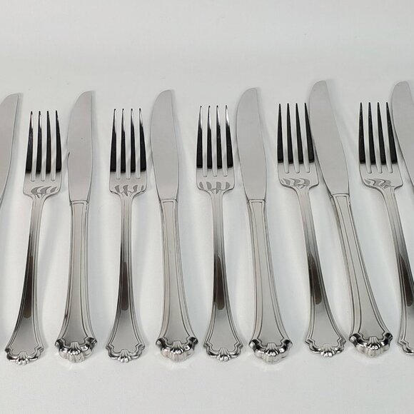 Oneida Midtowne Stainless Flatware Set 45 Pieces – Service for 8 Near New Cond. - Picture 1 of 13